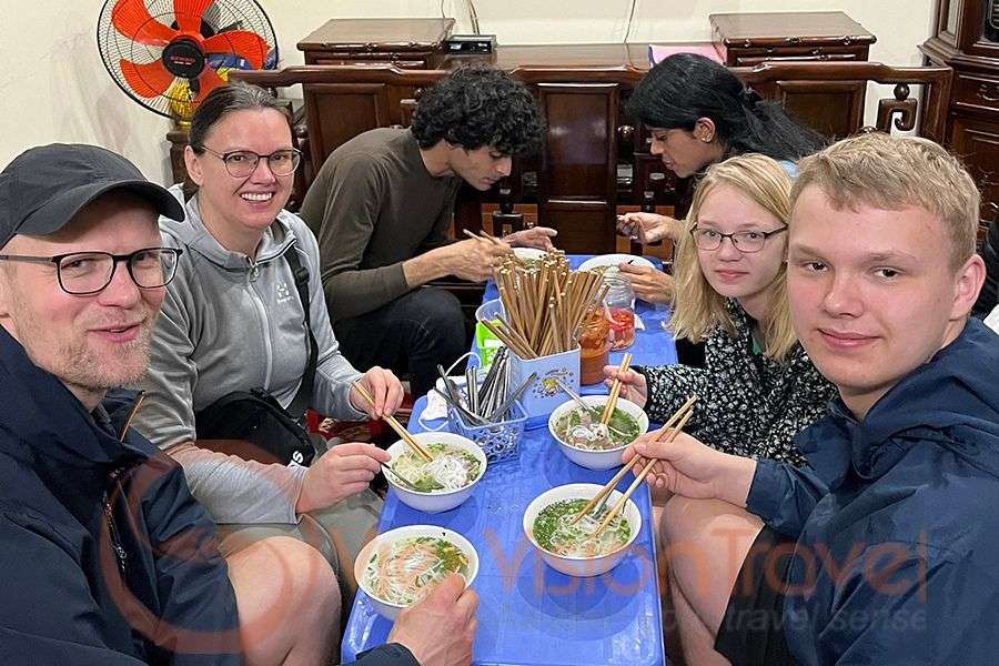 Food tour Hanoi - Vietnam vacation
