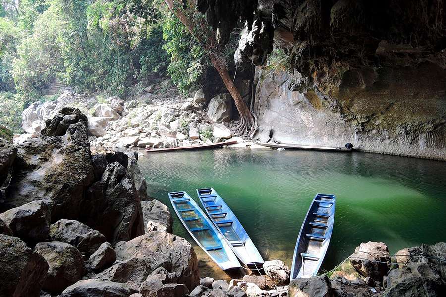 Kong Lor Cave - Laos tours