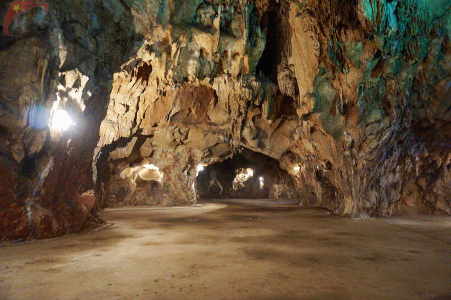 Mo Luong (Soldier) Cave - Vietnam tours