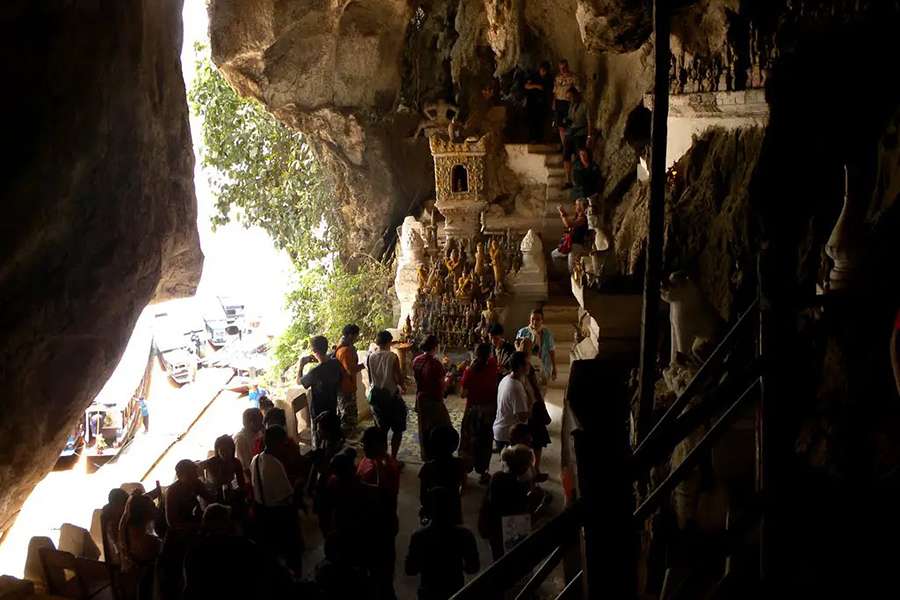 Pak Ou Village Laos - Indochina tour