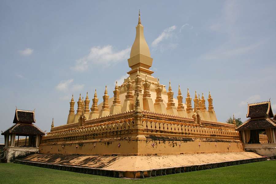 That Luang Stupa,Laos - Indochina tour