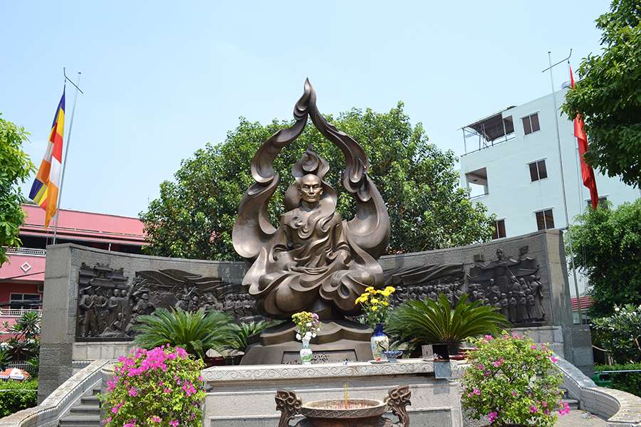 Thich Quang Duc Monument - Vietnam tour packages