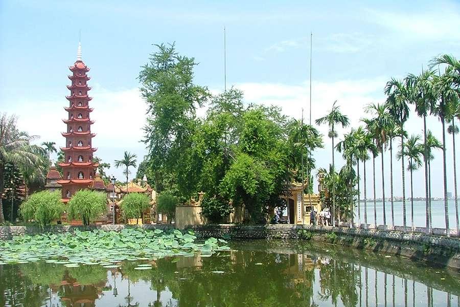 Tran Quoc Pagoda,Vietnam - Indochina tour