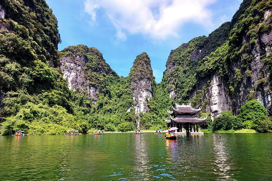 Trang An Scenic Landscape - Vietnam day tour