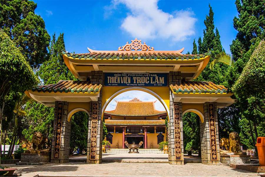 Truc Lam Zen Monastery, Dalat - Vietnam vacation package