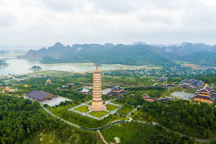 Bai Dinh Pagoda Complex - Ninh Binh Tour