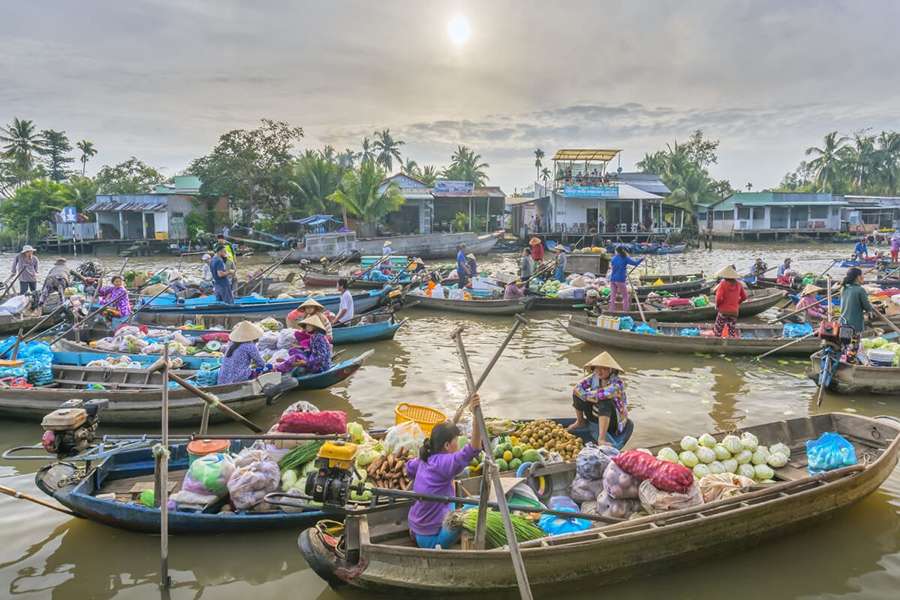 Cai Rang Floating Market - Vietnam Cambodia tour