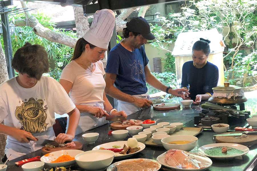 Cooking Class in Hoi An - Vietnam Cambodia tour