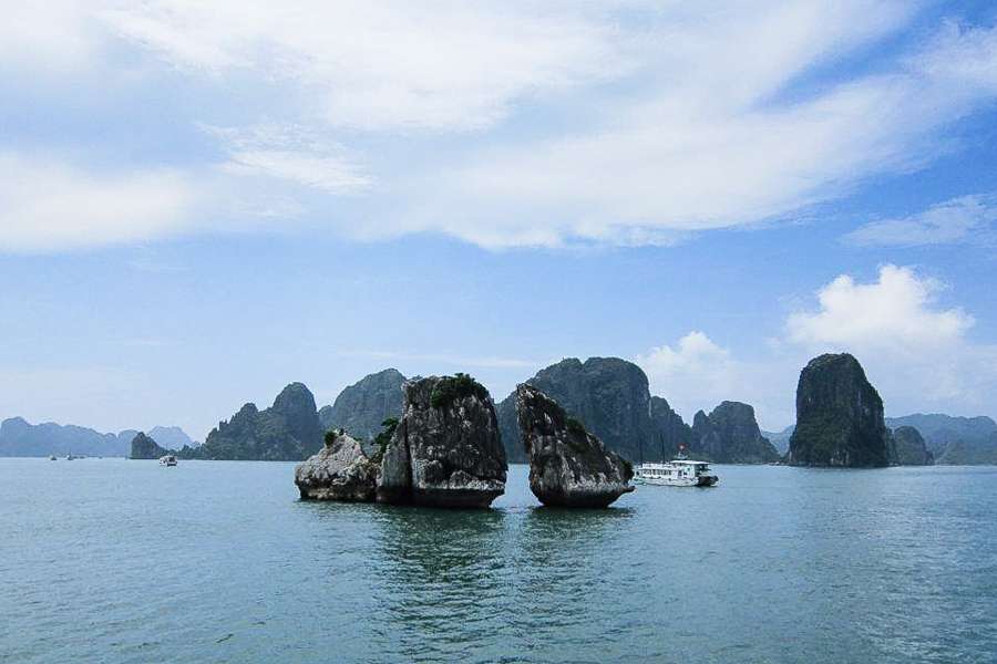 Fighting Cock Islet Halong - Vietnam Cambodia tour