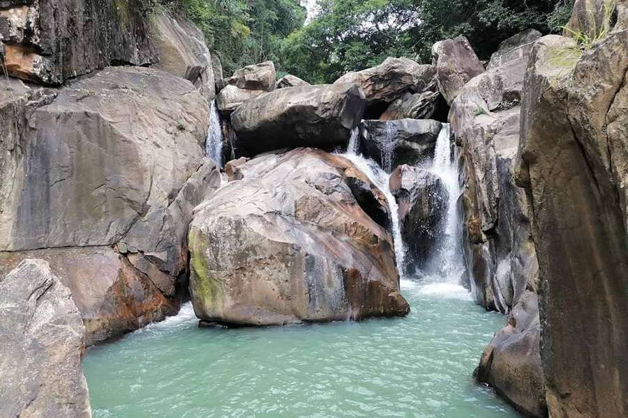 Hiking to Ba Ho Waterfalls - Nha Trang tour