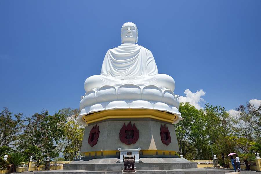 Long Son Pagoda - Nha Trang tour