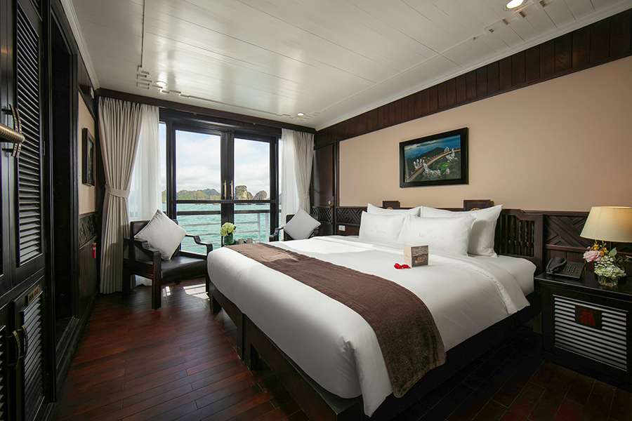 Accommodation on Lily Cruise - Halong Bay tours