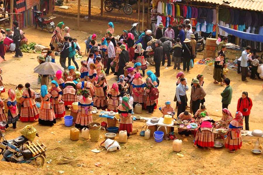 Bac Ha Sunday Market - Vietnam tour packages