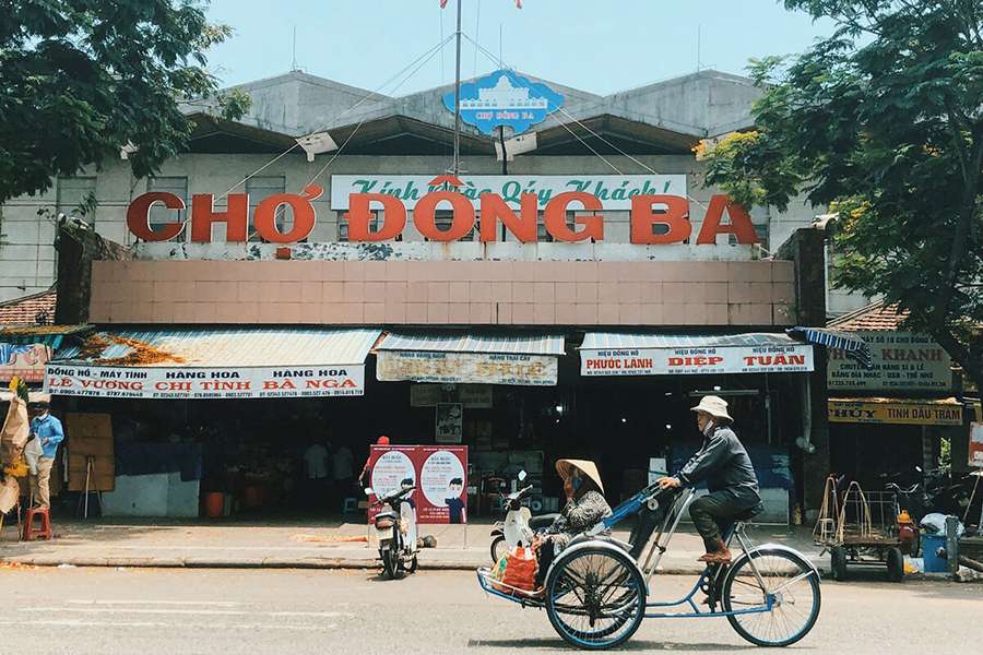 Dong Ba market -Hue shore excursions