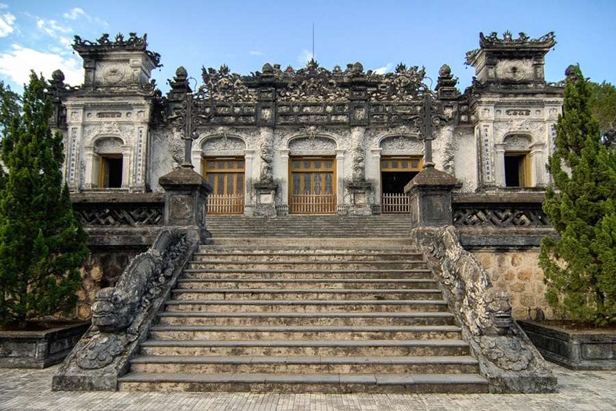 King Khai Dinh Tomb - Indochina tours