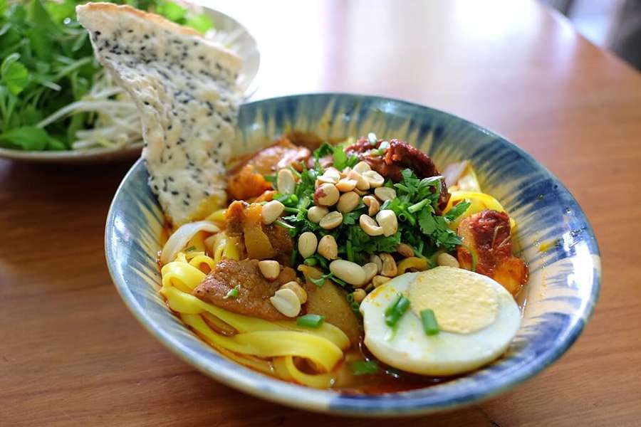 Quang Noodle- Vietnam tour packages