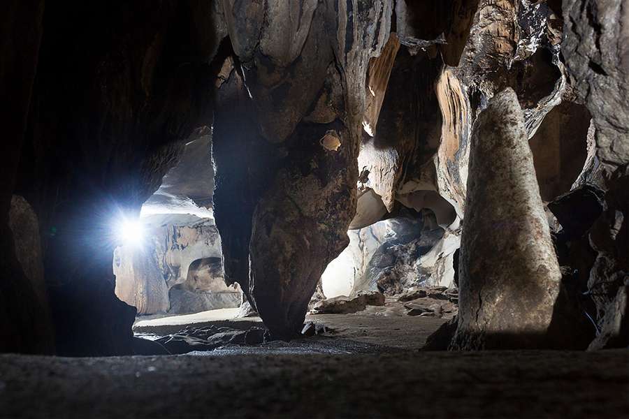 Trung Trang Cave - Indochina tour