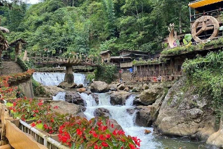 Cat Cat village - Vietnam Cambodia tours