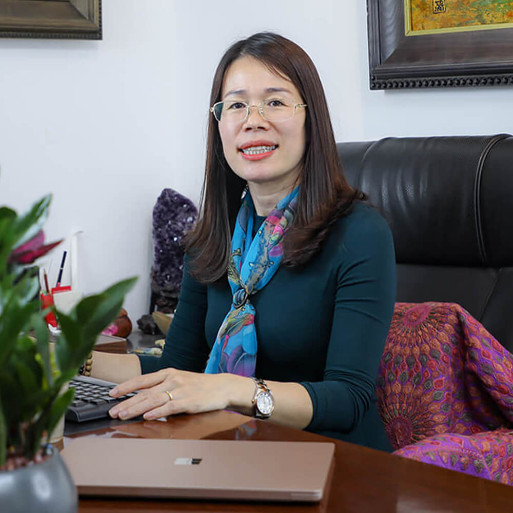 Mrs. Hana Nguyen - CEO of Viet Vision Travel