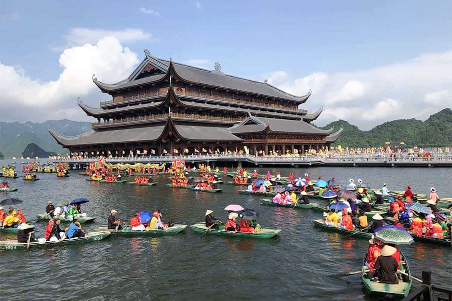 Tam Chuc Pagoda - Vietnam tour packages