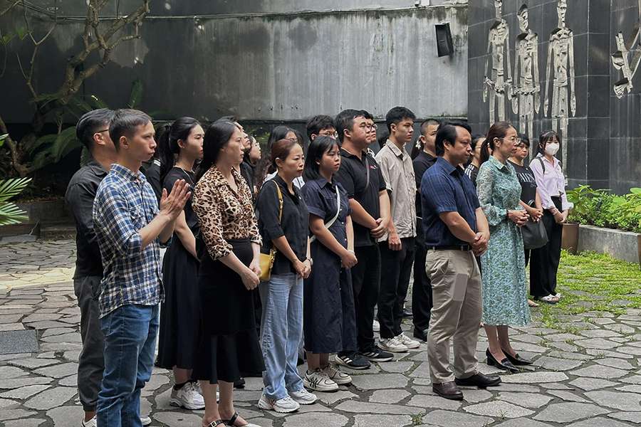 Viet Vision Travel’s Incense Offering for War Invalids and Martyrs Day on July 27