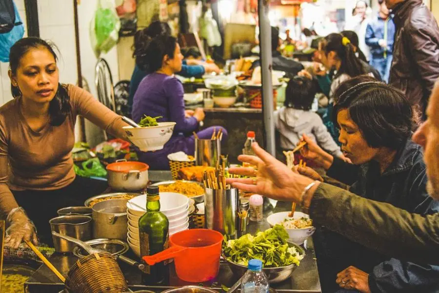 hanoi street food - vietnam vacation packages