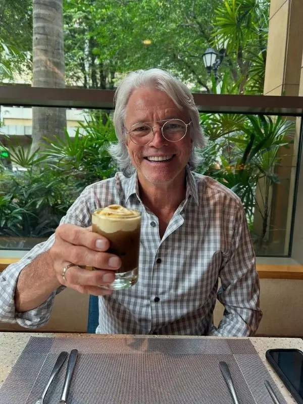 masterchef USA Vietnam trying egg coffee
