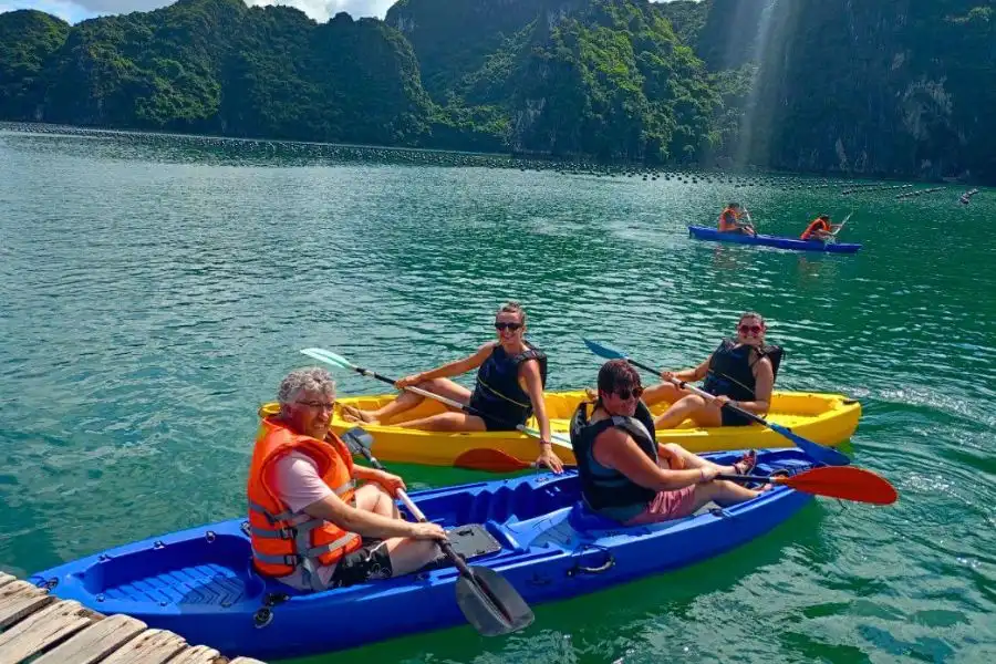 Vietnam adventure - kayaking in halong