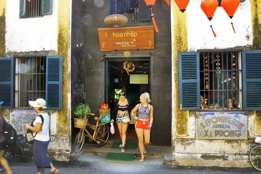 reaching out arts & crafts hoi an - vietnam bag charms