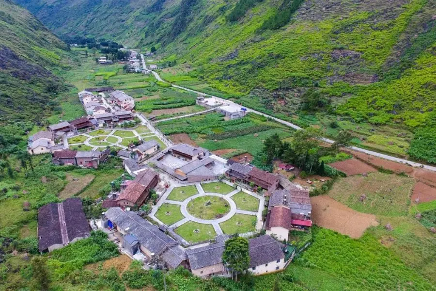 Pa Vi Village