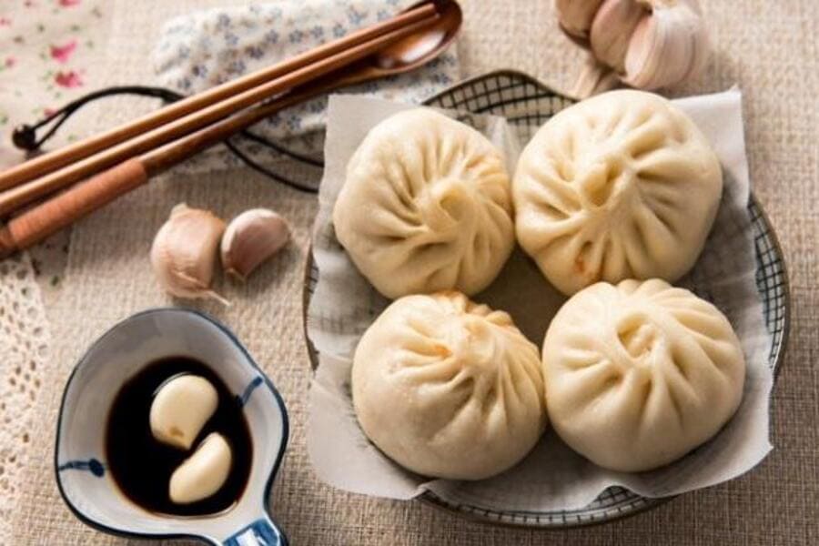 steamed bun - autumn street foods in vietnam