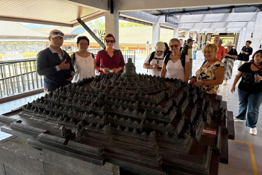 vietnam cambodia indonesia itinerary vietnam cambodia indonesia itinerary