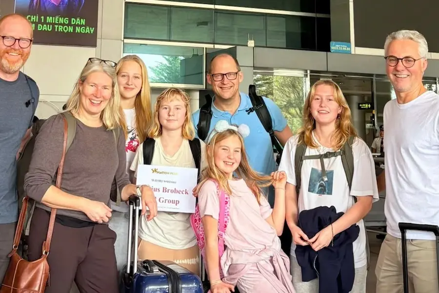 vietnam fast track service