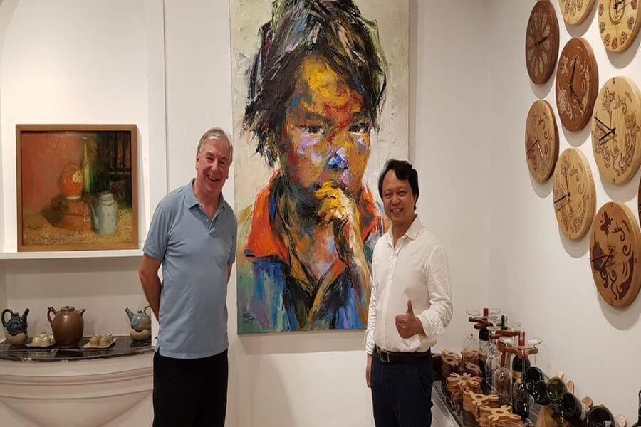 chat with our art collector chat with our art collector